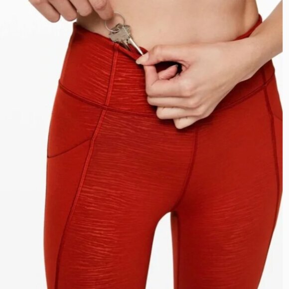 Lululemon Time To Sweat Crop 23" Stride Emboss Cayenne Size 4 - Picture 5 of 11
